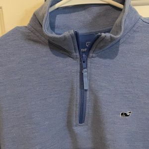 Vineyard Vines pullover like new